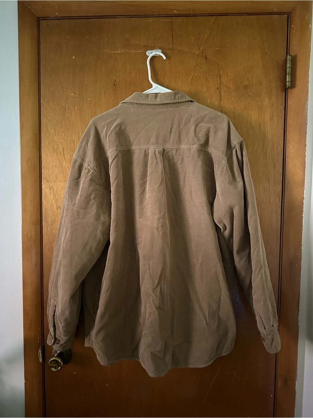 Levi's Tan Corduroy Shirt Jacket with Plaid Lining - Picture 3 of 3